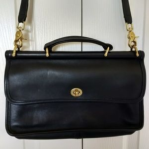Vintage Coach Willis Station Bag